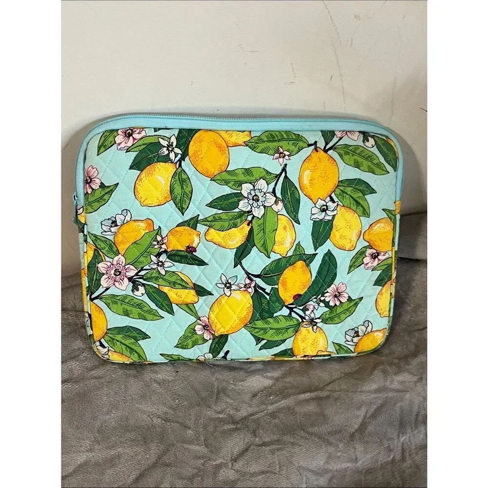 NWOT Vera Bradley Lemon Grove Laptop/Tablet Padded Sleeve